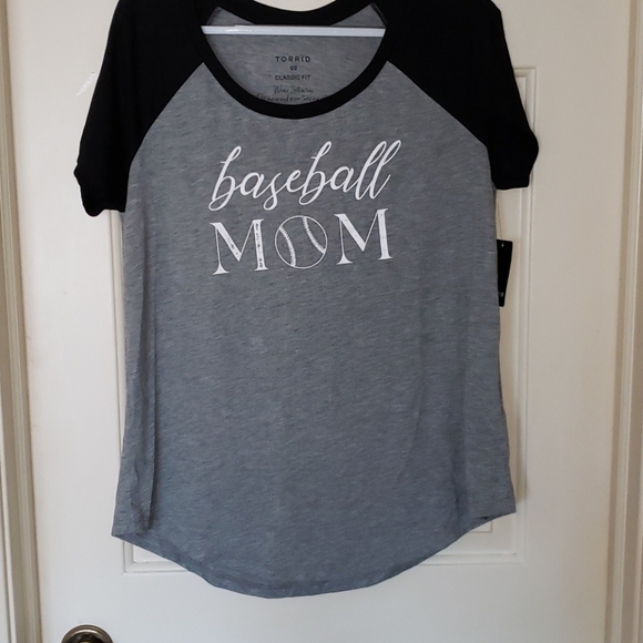 NWT Torrid "Baseball Mom" Classic Fit Tee - Picture 7 of 10